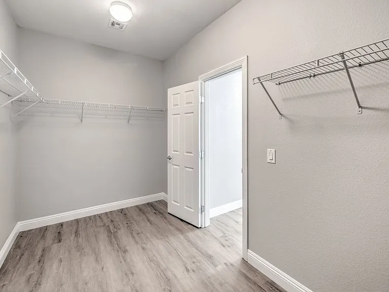 146 Augusta Course Ave — Photo 20