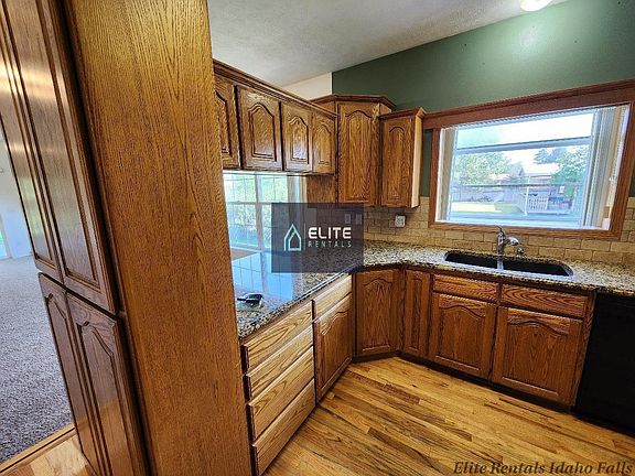 3212 Ammon - 6_08142025