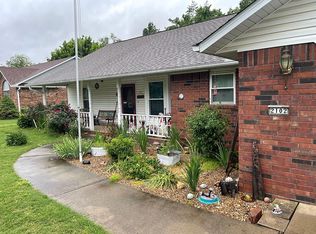 2102 S K St, Rogers, AR 72758