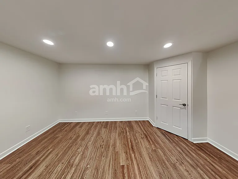 836 Orwell St — Photo 21