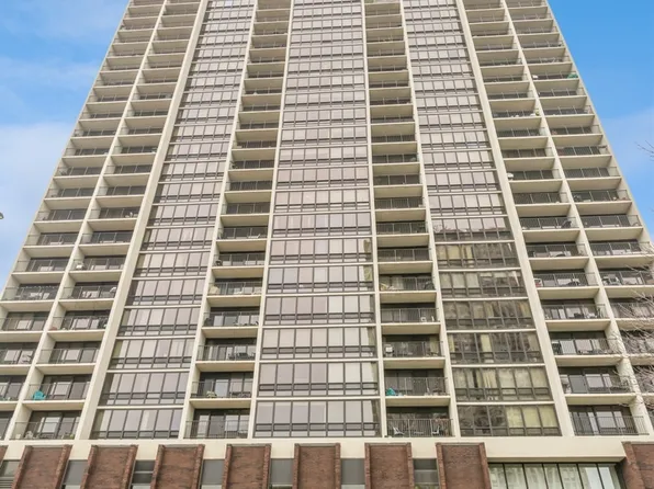 1636 N Wells St APT 2304, Chicago, IL 60614