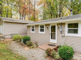 6476 Raven Dr, Nineveh, IN 46164