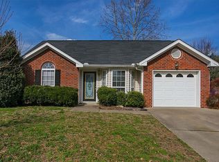 105 Dorchester Dr, White House, TN 37188