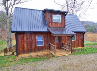 634 Flat Hollow Rd, Pearisburg, VA 24134