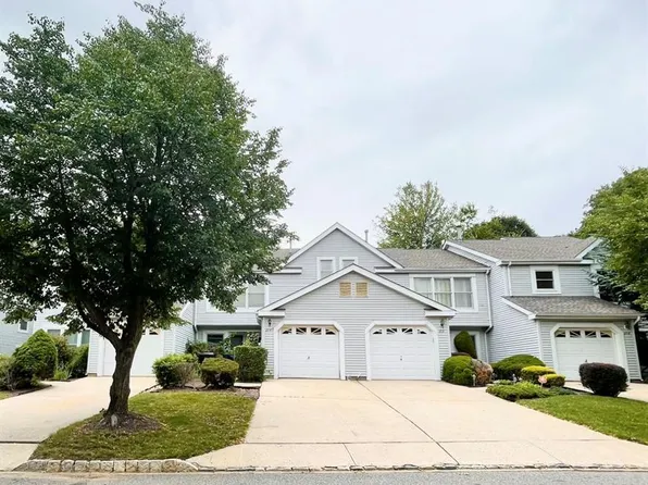 214 Manahan Rd #214, East Brunswick, NJ 08816