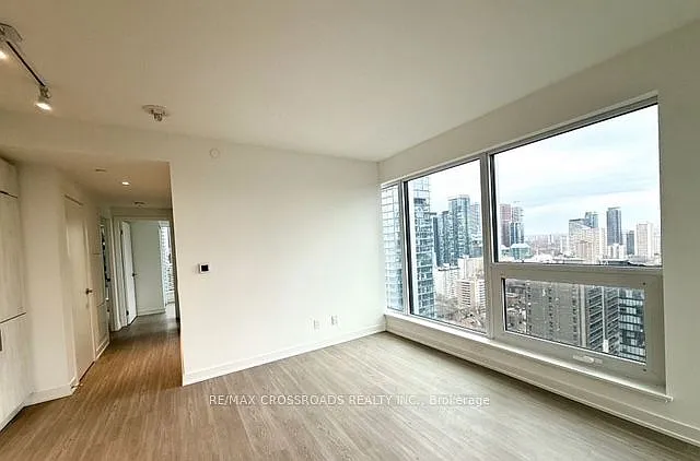 8 Wellesley St W #3209 — Photo 15