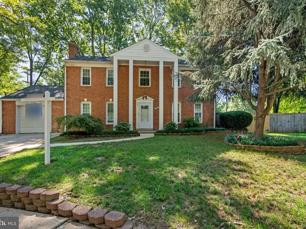 12609 King Arthur Ct, Glenn Dale, MD 20769