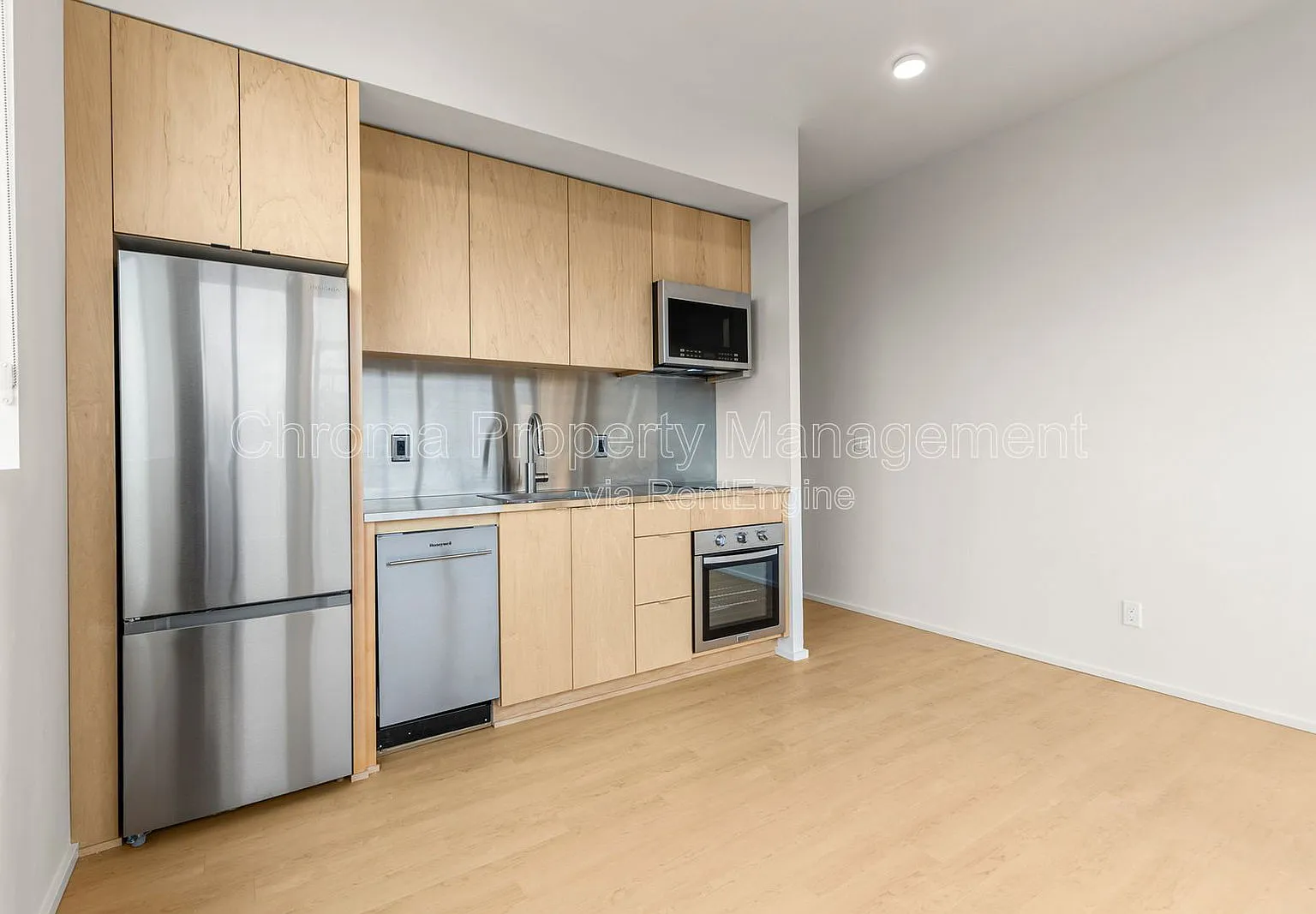 1 bed, 1.0 bath, 380 sqft, $1,200 — Photo 1
