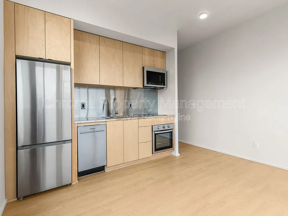 7480 N Delaware Ave #303