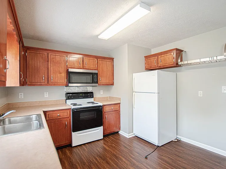 1481 McClardy Rd — Photo 7