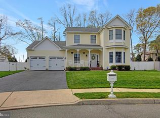 11 Sandy Ct, Little Egg Harbor, NJ 08087