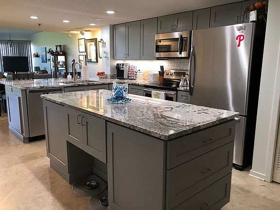 5th image of 5 Newport Dr APT 2101