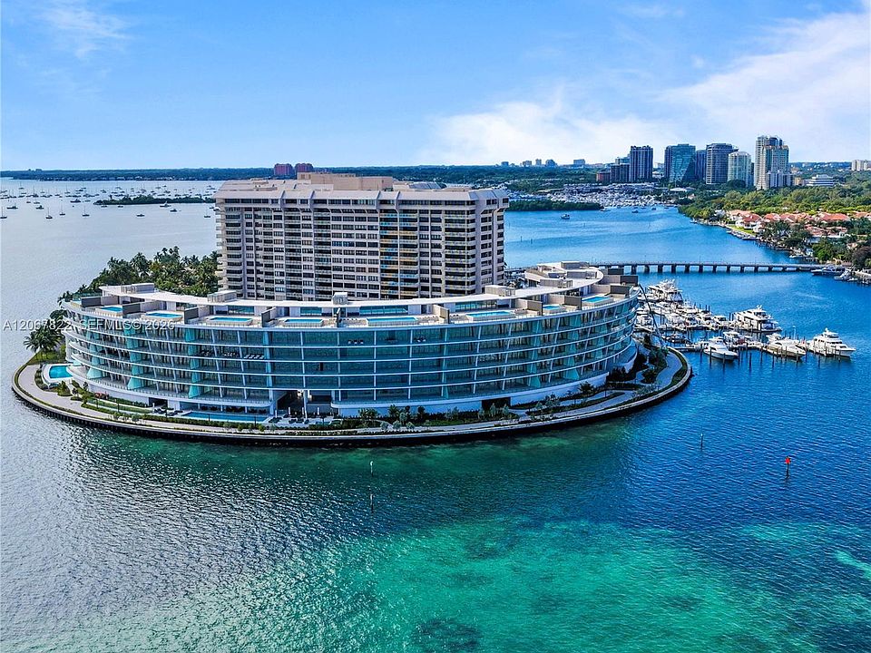1st image of 5 Grove Isle Dr Unit M502