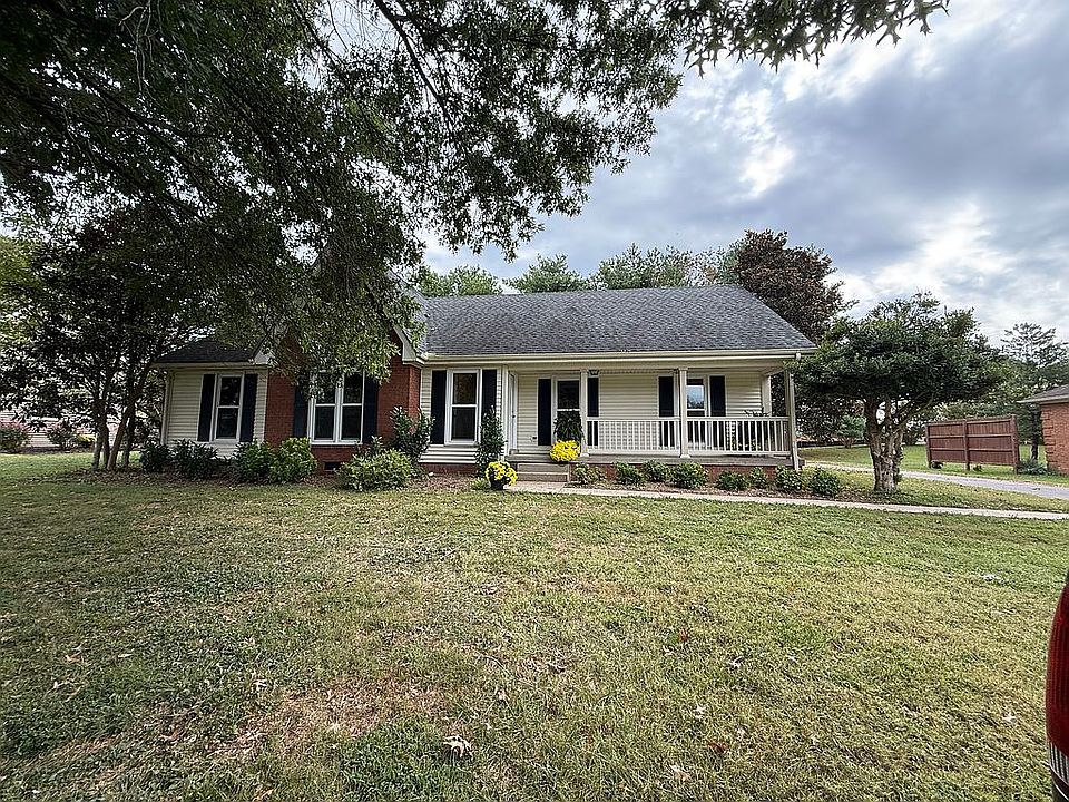 1st image of 206 Stephens Hill Rd