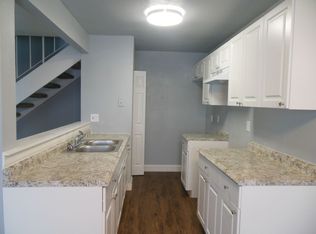 834 E Tiffany Dr APT 3, Mangonia Park, FL 33407