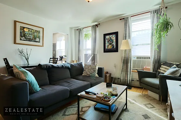 Rented by ZealEstate Group Inc | media 22