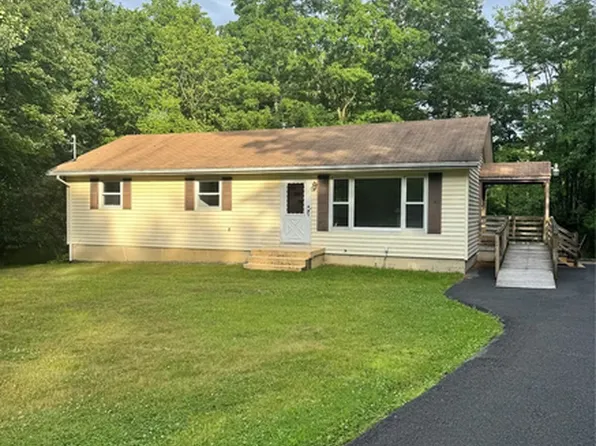 252 Toad Pasture Rd #102, Middletown, NY 10940