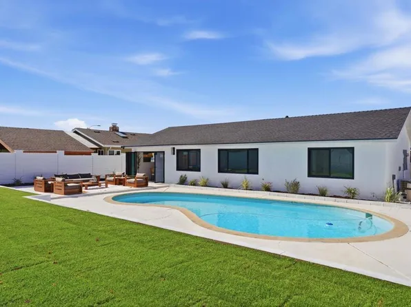 8833 Glenhaven St, San Diego, CA 92123