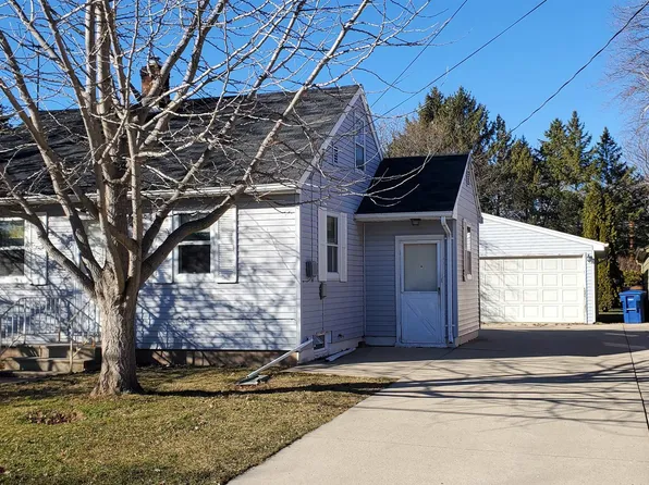 822 Marquette St, Menasha, WI 54952