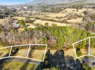 129 Tadpole Ln, Benton, TN 37307