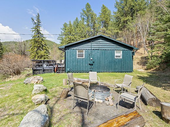 3rd image of 901 Echo Valley Rd