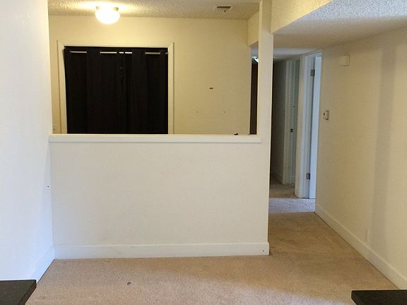 5th image of 1608 Cottonwood Dr APT 10