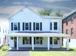 6 Main St, Rexford, NY 12148