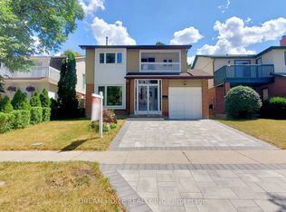114 Mossbrook Cres, Toronto, ON M1W2W9