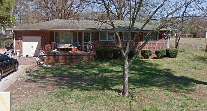 2nd image of 405 Auburn Ave