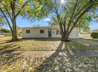 2190 Rivoli Pl, Florissant, MO 63031