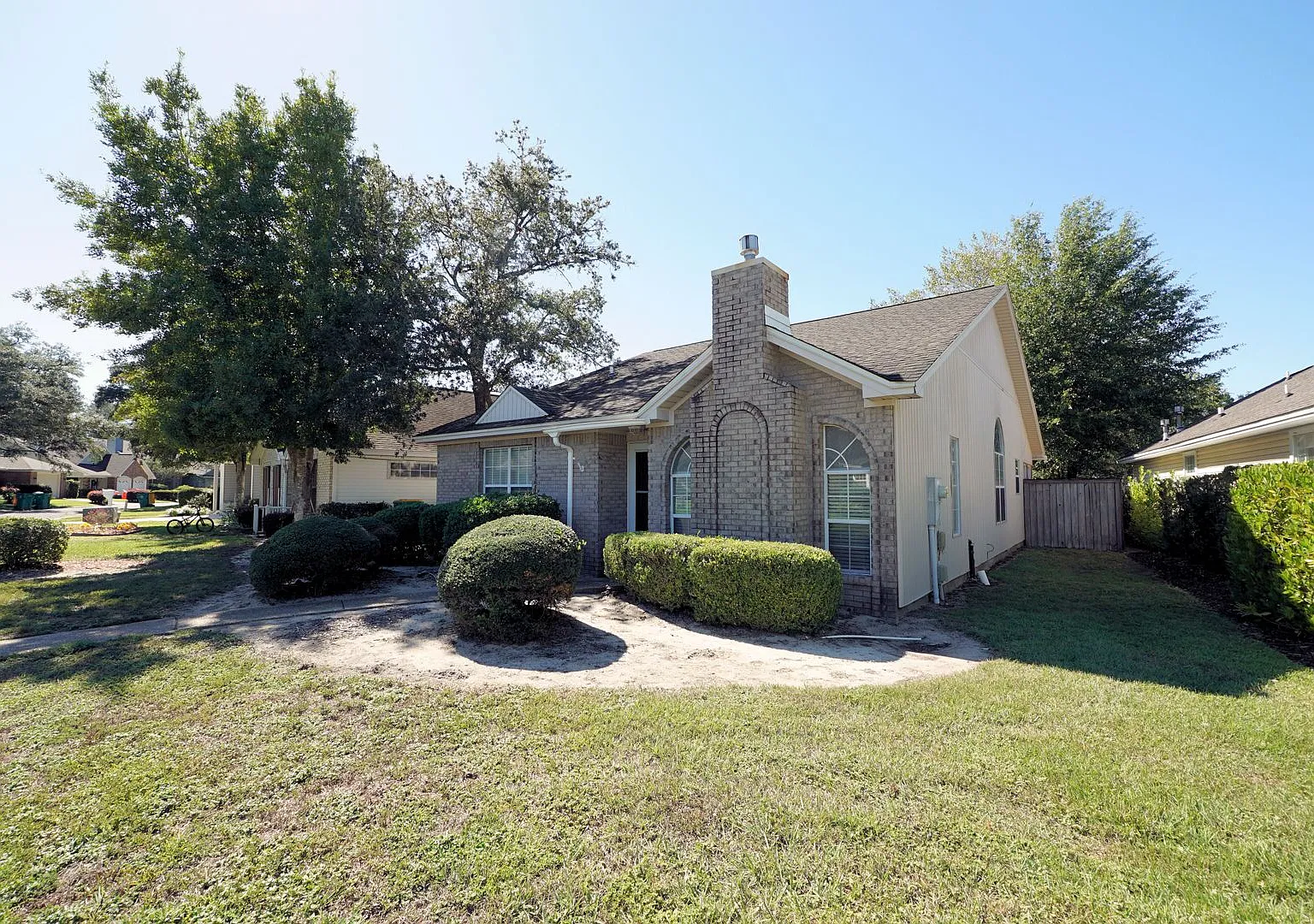 Charming 3-Bedroom Home in Bluewater Bay — Photo 4