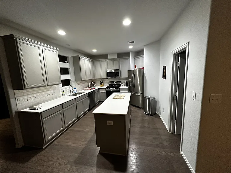 Esperanza Dr — Photo 1