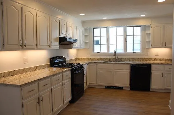 16 Orchard St #1 — Photo 3