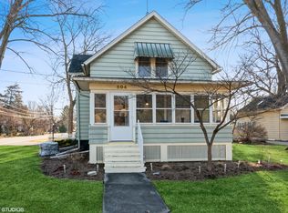 504 McKinley St, Batavia, IL 60510