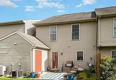 459 Stonehedge Ln — Photo 27