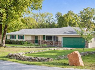 908 Oak St, Mountain View, AR 72560