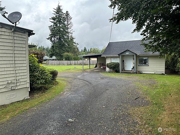 3rd image of 6514 Central Park Drive