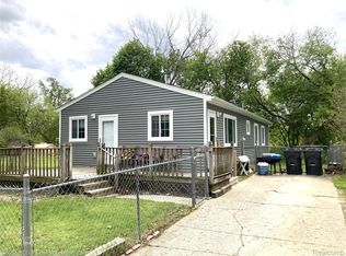63 Parkdale Ave, Pontiac, MI 48340