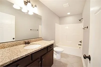 124 Capital St #1 — Photo 13