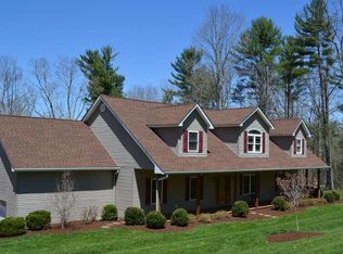 389 Woodhaven Cir, Lewisburg, WV 24901