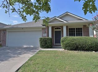 10616 Highland Ridge Rd, Fort Worth, TX 76108