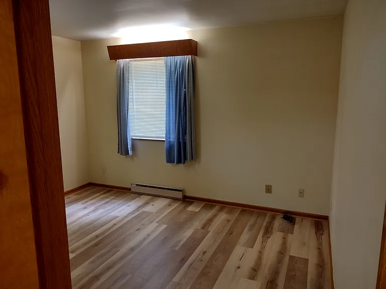 824 Arbor St — Photo 8