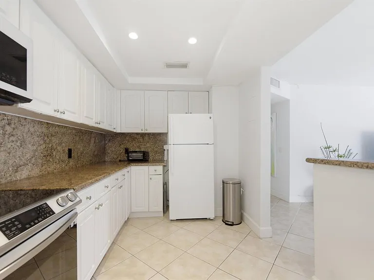 3700 Galt Ocean Dr #1510 — Photo 7