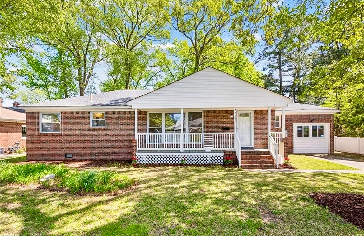 4 bed, 1692 sqft, $3,400 — Photo 1