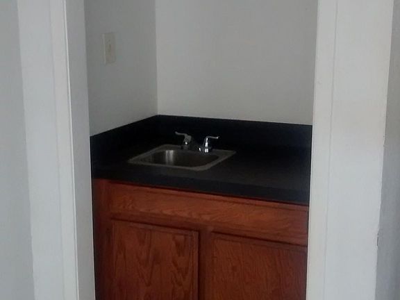 4th image of 5707 Easthampton Dr Unit C
