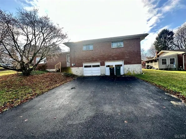 3000 Agnes St, Easton, PA 18045
