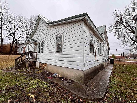 5th image of 406 S University Ave