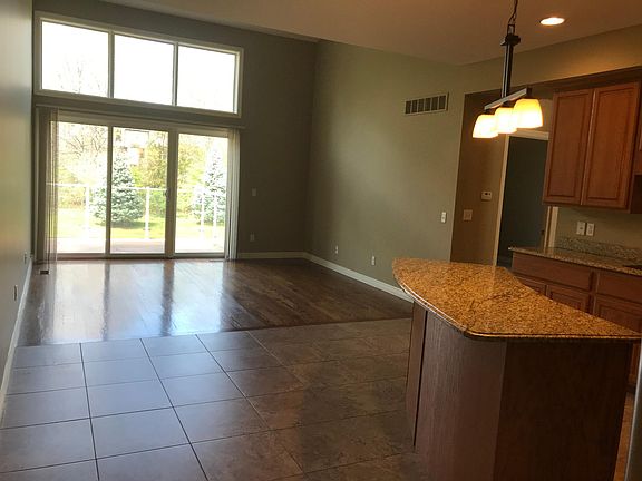 3rd image of 2165 Austin Dr #2165