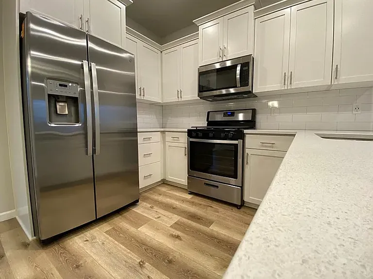7200 SE Cheryl Ct — Photo 3