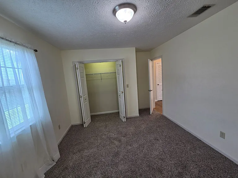 4012 Woodridge Rd — Photo 25